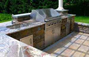 phoca_thumb_l_outdoor-kitchen-saratogaRESIZED